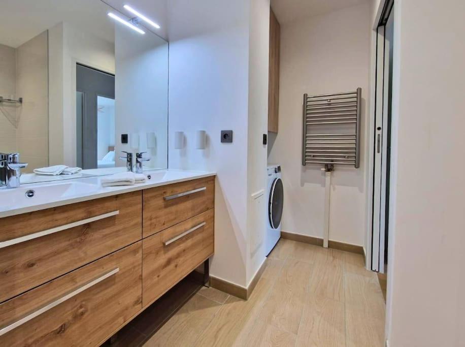 Sublime Appartement 4 Etoiles Neuf T3 Aputeaux 61M2 Proche La Defense, 10M2 De Terrasse Avec Magnifique Vue Extérieur photo