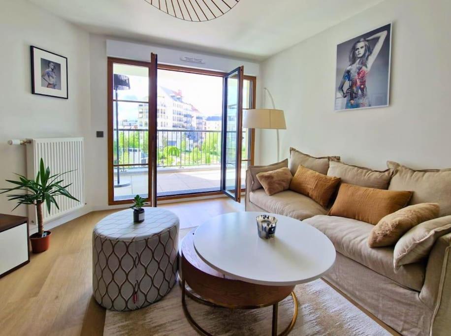 Sublime Appartement 4 Etoiles Neuf T3 Aputeaux 61M2 Proche La Defense, 10M2 De Terrasse Avec Magnifique Vue Extérieur photo